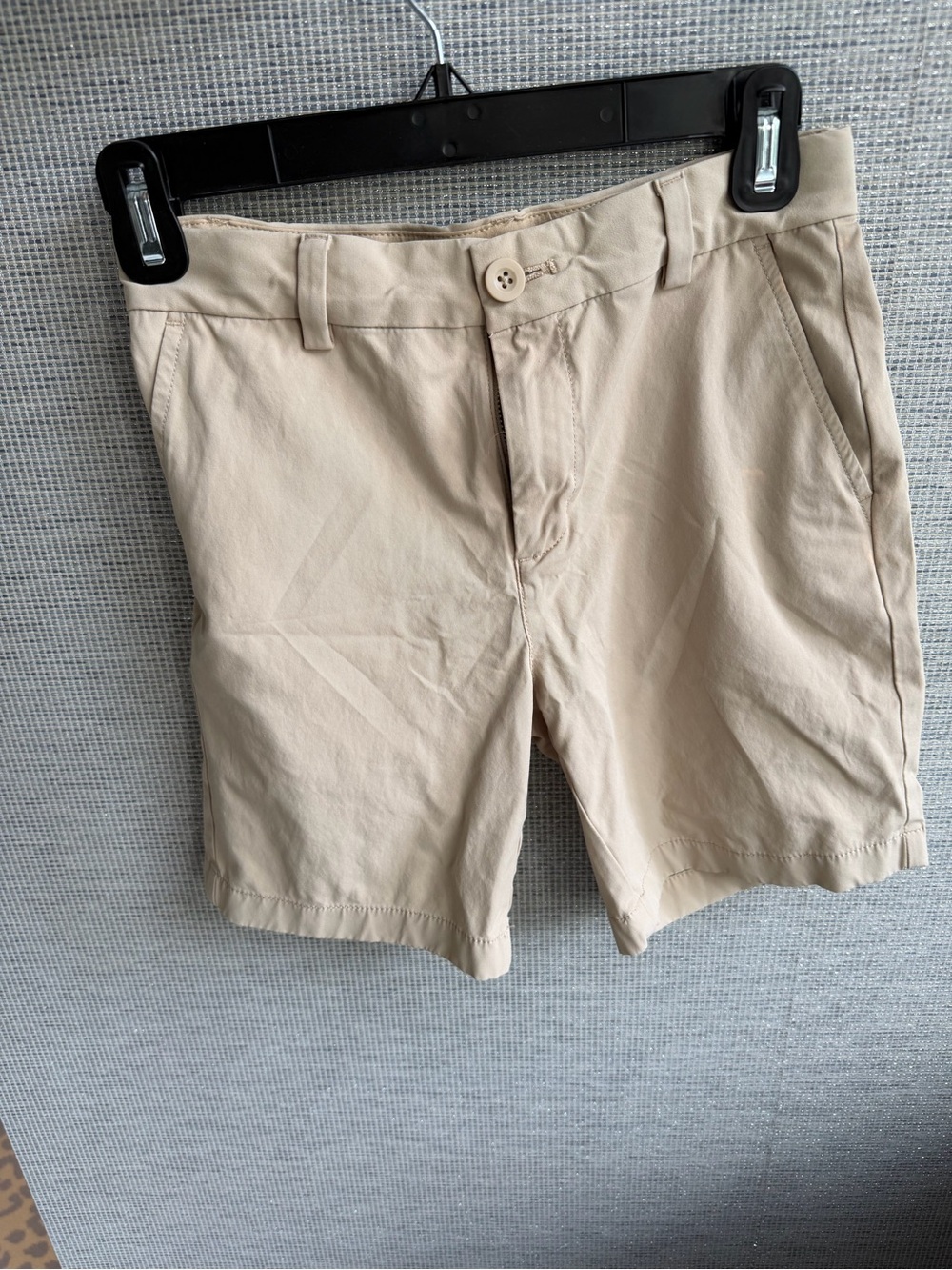 Vineyard Vines Boys performance shorts size 12
